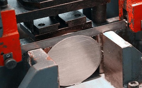 塔城影响双金属带锯条使用寿命的主要因素有哪些？